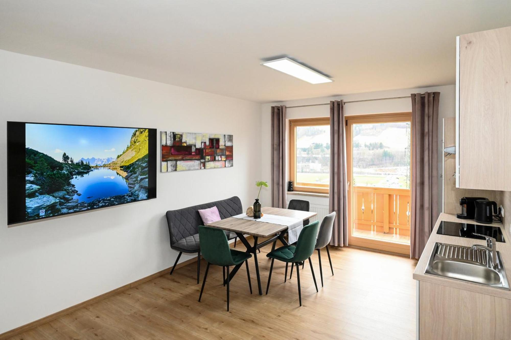 Liab Apartment *